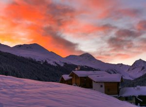 Davos bij avondzon